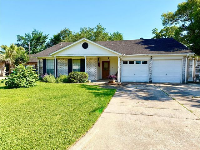 1201 Heron, Seabrook, TX 77586