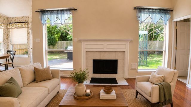  1523 Park Harbor Estates Dr, Houston, TX 77084