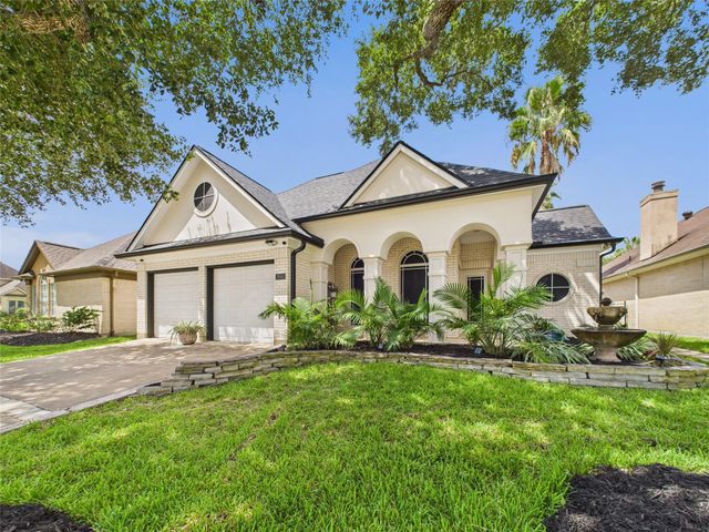 203 Las Brisas, Kemah, TX, 77565