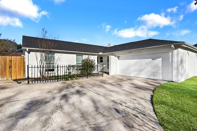  4903 Cairnleigh Dr, Houston, TX 77084