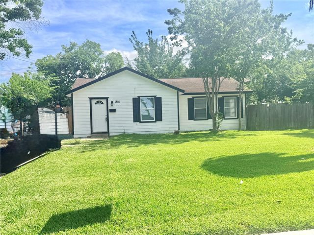 1315 Bernard, Pasadena, TX, 77506