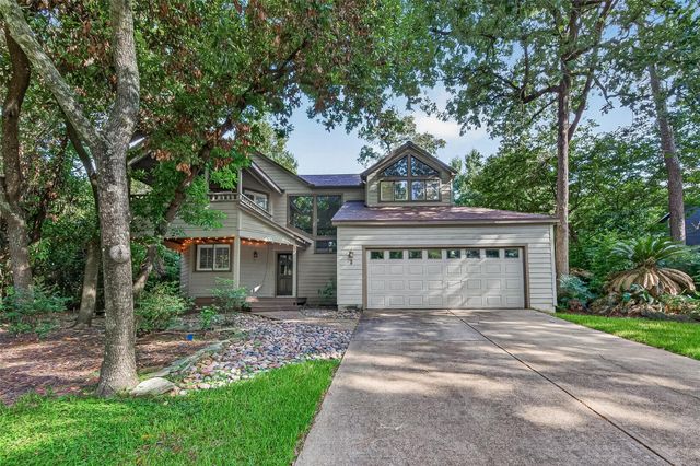  3 Hidden Deer Corner Ct, The Woodlands, TX 77381