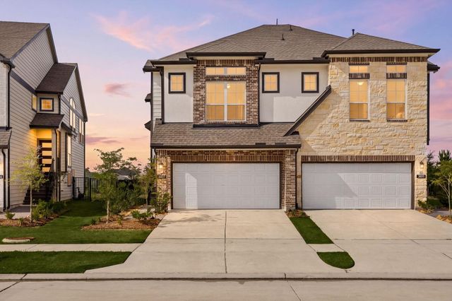  21167 Medina River Dr, Cypress, TX 77433