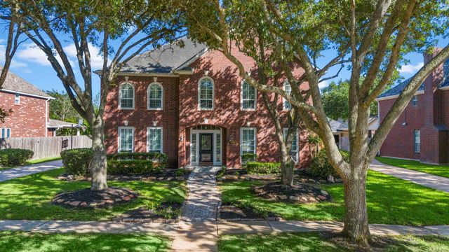  3407 Autumn Bend Dr, Sugar Land, TX 77479