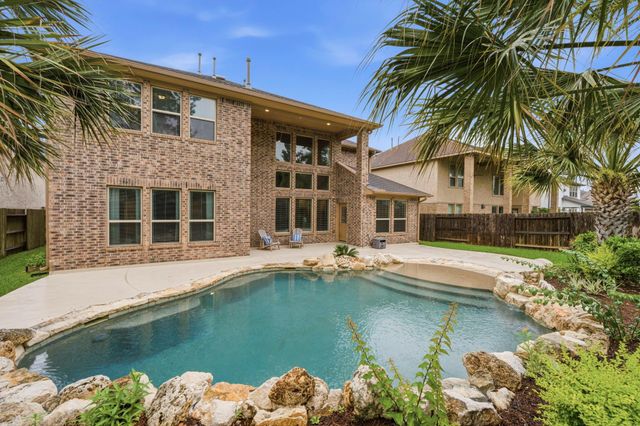  28051 Drifters Bend Dr, Spring, TX 77386