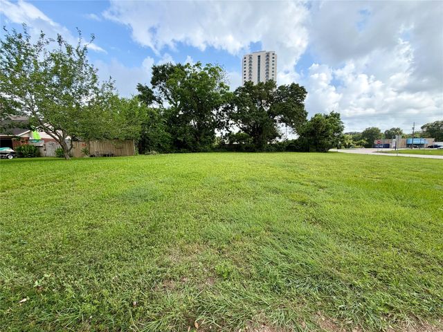 0 Shirleen, Pasadena, TX, 77586