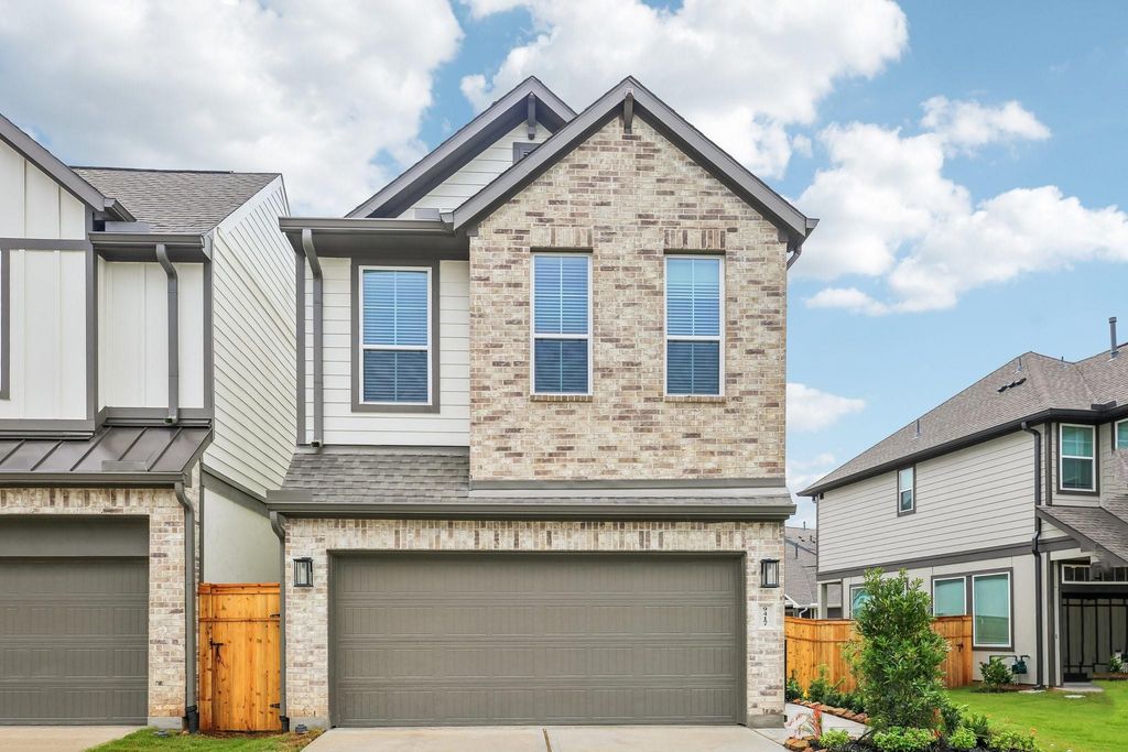 9417 Autumn Vale Drive, Missouri City, TX 77459 cover photo. Doors Open Tour advertisement.