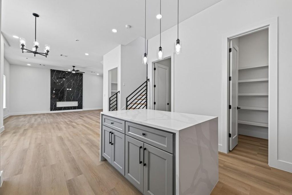 1103 Wilson St, Houston, TX 77019 cover photo. Doors Open Tour advertisement.