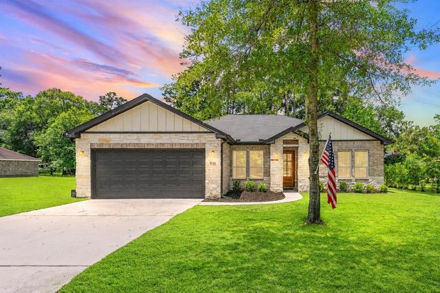 935 Four Fountains, New Caney, TX, 77357