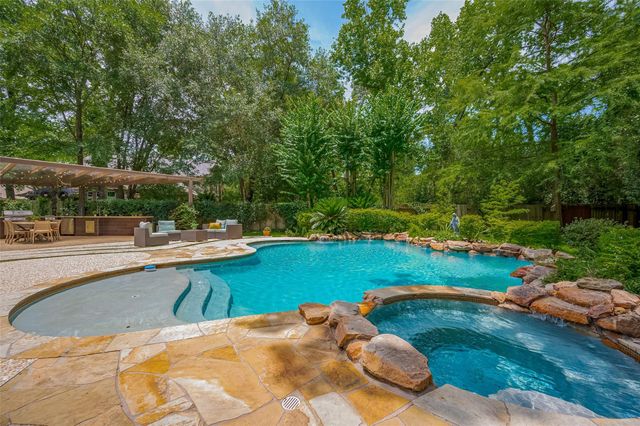7 Peaceful Canyon, The Woodlands, TX, 77381