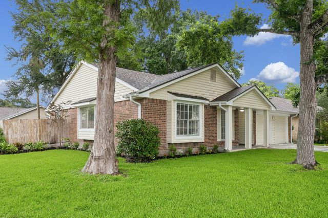 402 Forest Hills, League City, TX, 77573