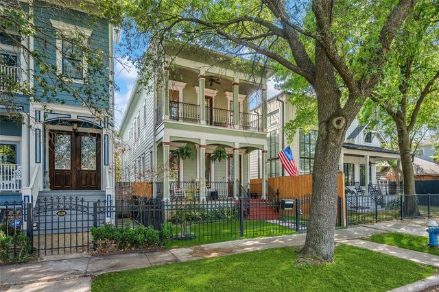 626 12th, Houston, TX, 77008