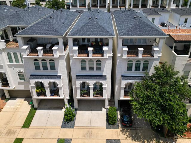  4008 Barnes St, Houston, TX 77007