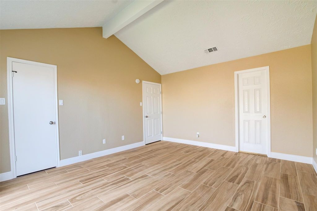 11840 Spring Grove Dr photo 13