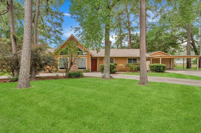  12115 Powder Horn St, Pinehurst, TX 77362