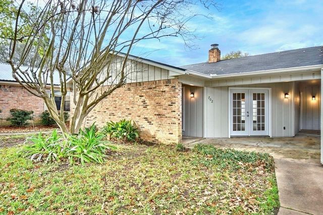 702 Chappell Hill, Brenham, TX, 77833