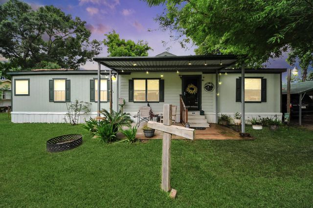 204 Edith, Highlands, TX, 77562