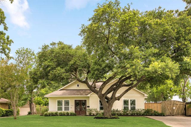  702 W 41st St, Houston, TX 77018