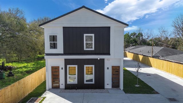5130 Clover, Houston, TX, 77033