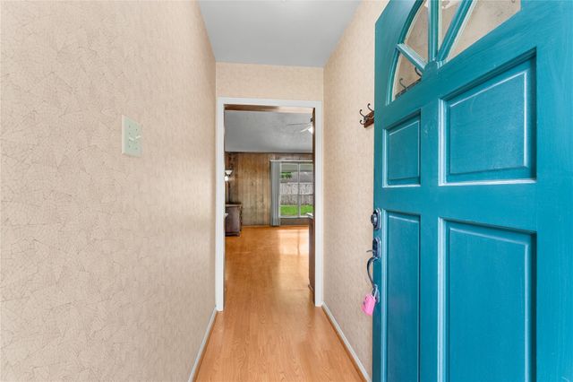  5363 Marian St, Katy, TX 77493