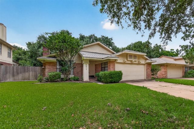 3311 Larkwood