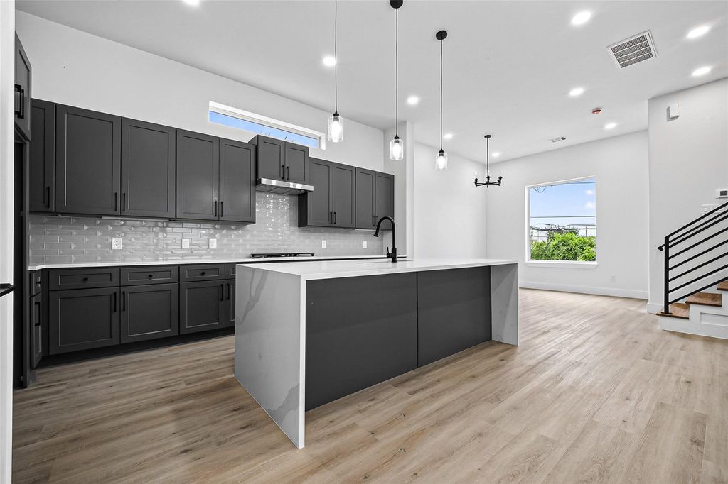 1107 Wilson St, Houston, TX 77019 cover photo. Doors Open Tour advertisement.