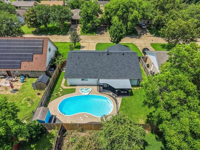 2107 Yorktown, League City, TX, 77573