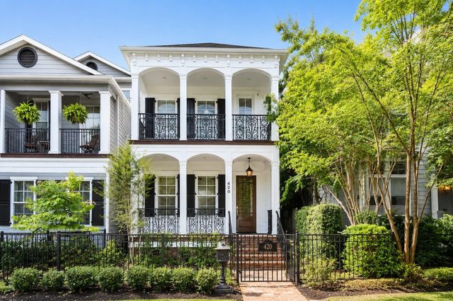 420 18th, Houston, TX, 77008
