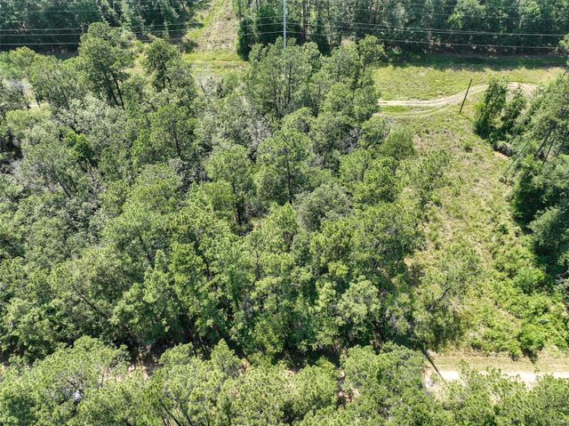 000 Fairway Dr, New Caney, TX, 77357