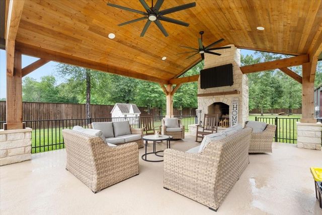  27656 Rio Blanco Dr, Splendora, TX 77372