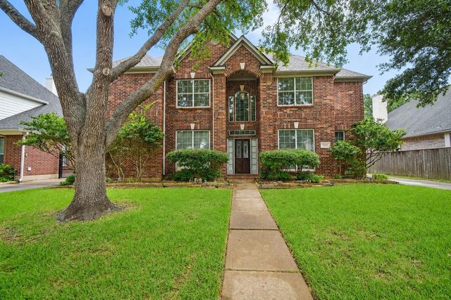  7207 Emerald Glen Dr, Sugar Land, TX 77479