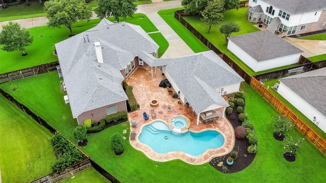 205 Trail Bend, Friendswood, TX, 77546