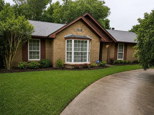 1518 Hartwick