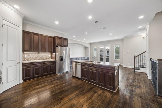 1105 27th, Houston, TX, 77009
