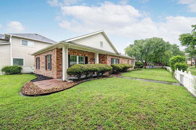 20903 Hall Colony