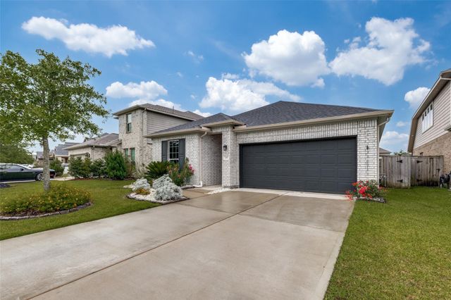  385 Weimer Lagoon Rd, La Porte, TX 77571