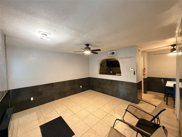 9550 Deering, Houston, TX, 77036