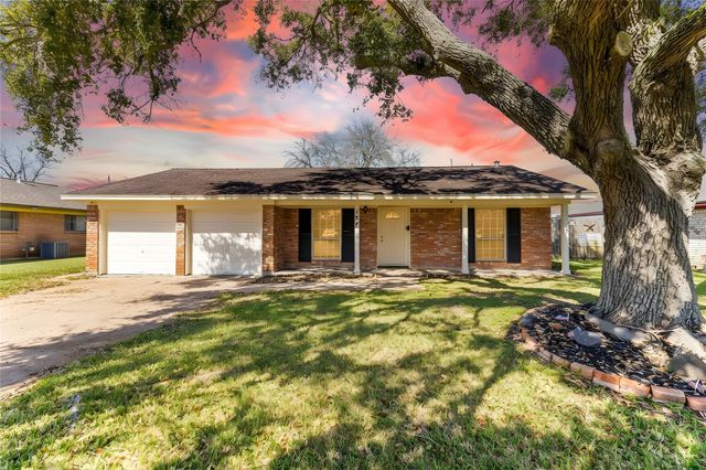 127 Talisman, Lake Jackson, TX, 77566