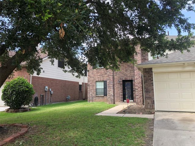  9515 Eaglewood Spring Dr, Houston, TX 77083