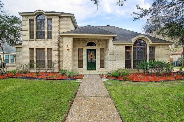  10210 Great Plains Ln, Houston, TX 77064