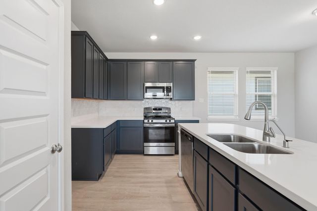  10406 Milford Woods Ln, Tomball, TX 77375