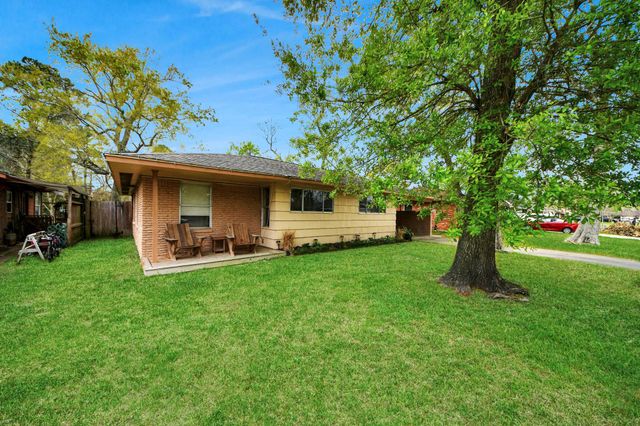 2806 Oak, Dickinson, TX, 77539