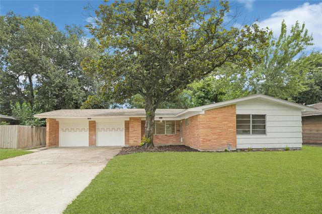 914 Peach Spring