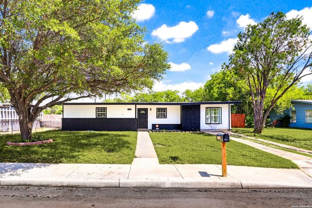 130 CHADWICK DR