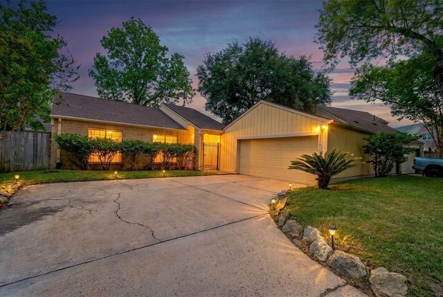 2006 Gray Falls Drive, Houston, TX, 77077