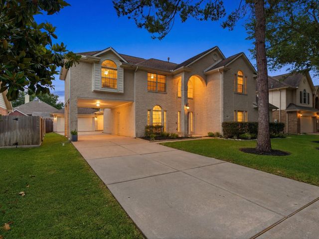  11606 Ocotillo Dr, Houston, TX 77095