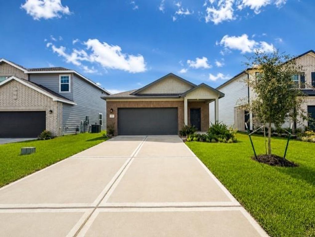 18657 Shauna Danielle Dr, New Caney, TX 77357 cover photo. Doors Open Tour advertisement.