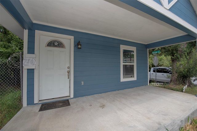 2802 Canfield, Houston, TX, 77004