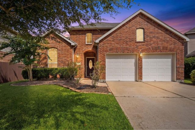 601 Chesterfield Ln, League City, TX 77573