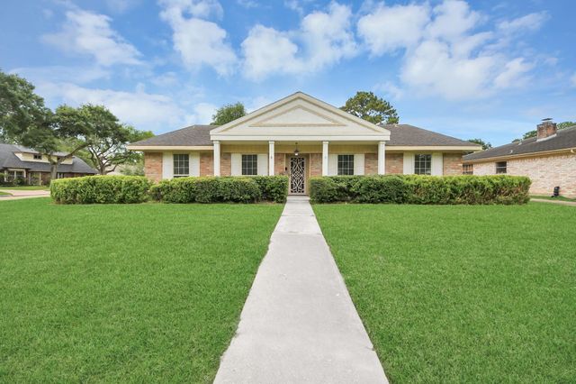 15703 El Camino Real, Houston, TX, 77062
